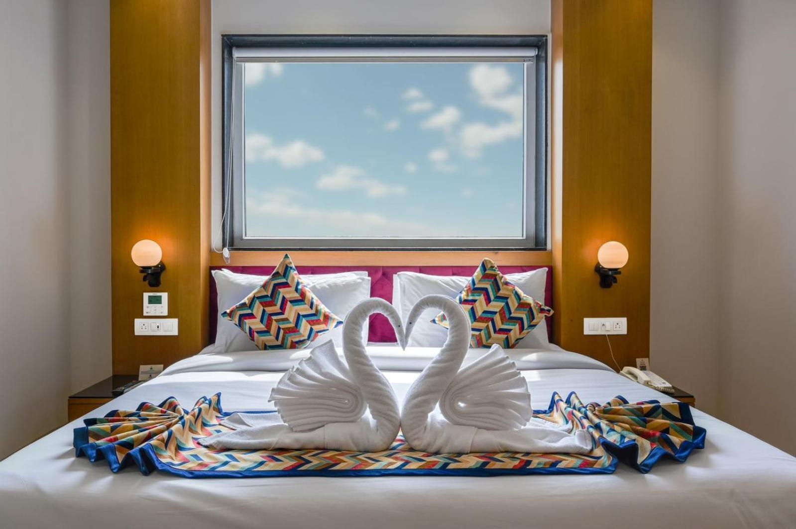 Classio Royale By Io Hotels Near Golden Temple Amritsar Eksteriør bilde